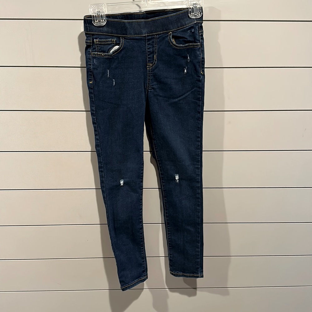 Only worn once!  Super cute girls jeans!